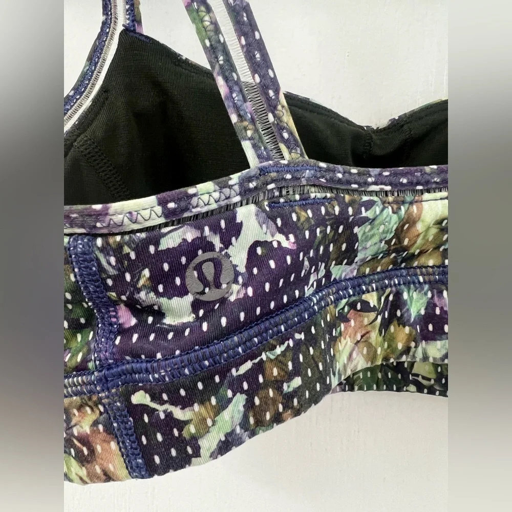Lululemon Straight Up Bra Floral Sport White Multi (Size 2)